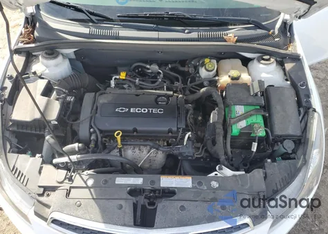 2014 Chevrolet Cruze Ls z USA, uszkodzony, nr VIN 1G1PA5SG0E7275264